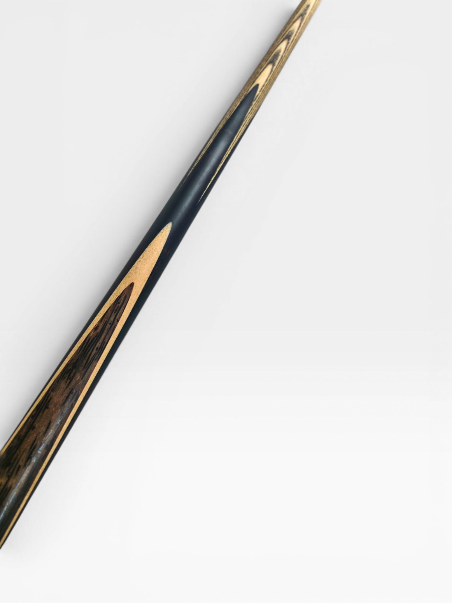 Niche Cues Handmade English Pool Cue 8.4mm - Wild Shadow N002