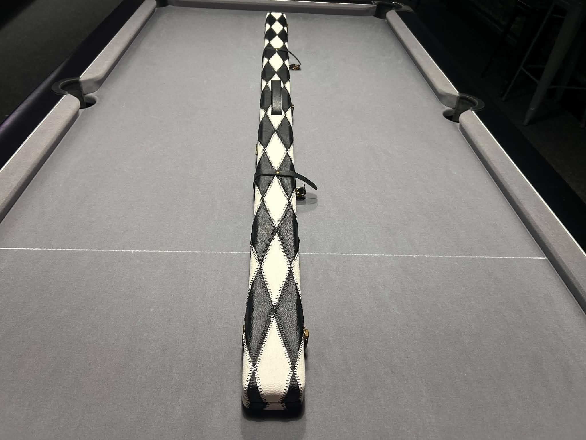 Slimline Leatherette 2 Cue One Piece Cue Case 60inch