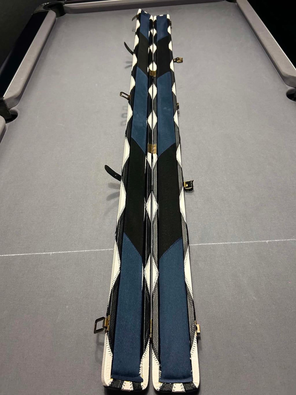 Slimline Leatherette 2 Cue One Piece Cue Case 60inch