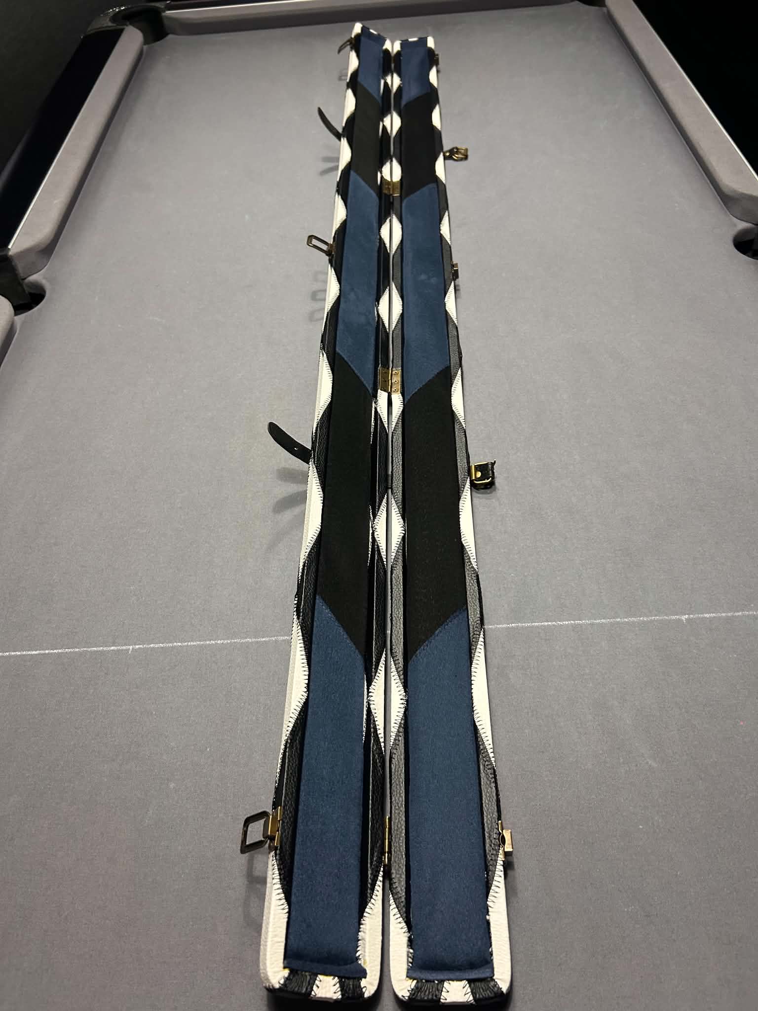 Slimline Leatherette 2 Cue One Piece Cue Case 60inch